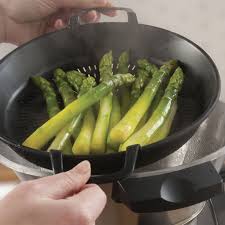 Cuisson Vapeur Des Asperges Recette I Cook In Guy Demarle Recette En 2020 Cuisson Vapeur Recette Pomme De Terre Recette