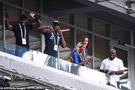Ambition is the place we feel capable of moving towards. Kylian Mbappe Enthullt Dass Der Beitrag Seiner Familie Den Nachsten Karriereschritt Inmitten Der Verbindungen Zu Liverpool Beeinflussen Wird Aktuelle Boulevard Nachrichten Und Fotogalerien Zu Stars Sternchen