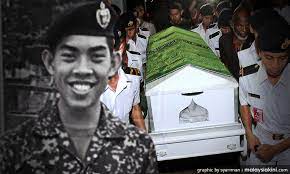 Memfokuskan identiti dan peranan yang dimainkan. Malaysiakini Zulfarhan Osman Dibawa Ke Rumah Sewa Pelajar Sehari Sebelum Meninggal