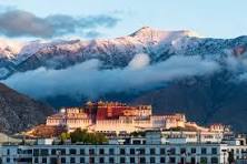12,500+ Lhasa Tibet Stock Photos, Pictures & Royalty-Free ...