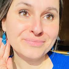 Eva Lindsey (@LindseyPolak)