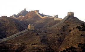 Die befestigungen wurden erstmals im 7. Mit Wem Grenzt Die Chinesische Mauer Wer Und Warum Hat Die Chinesische Mauer Gebaut Video Geschichte Des Baus Der Chinesischen Mauer