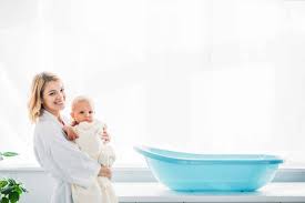 That said, you should ensure that the breast milk used for bathing doesn't significantly reduce the quantity of breast milk consumed by the baby. How To Make A Healing Breast Milk Bath For Your Baby Today Mommy
