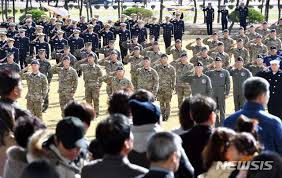 조미루(34) 해군 소위는 2009년 해군 부사관 223기로 임관 뒤 12년간 복무하면서 림팩(limpac·환태평양해군합동훈련) 참가, 청해부대 19진 파병 등 많은 경력을 쌓았다. ë‰´ì‹œìŠ¤
