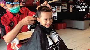 Maybe you would like to learn more about one of these? Potong Rambut Tahan Geli Di F1 Barbershop Youtube