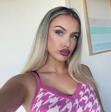 Georgia Crabb (@Georgia.Crabb) • Facebook