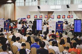 หมอนิธิเผยวอล์คอินฉีดวัคซีนราชวิทยาลัยจุฬาภรณ์รับเฉพาะอายุ 70 ขึ้นไปวันละ 100 คน เริ่มวันที่ 20 พฤษภาคม 64 เหตุมีข้อจำกัดเรื่อง. Ssret3p1nrft1m