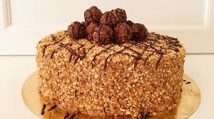 Video Und Rezept Rochertorte Mit Nutella Und Club Of Cooks Rezept Rocher Torte Kuchen Und Torten Rochertorte