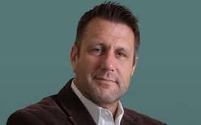 Craig Millard's Instagram, Twitter & Facebook