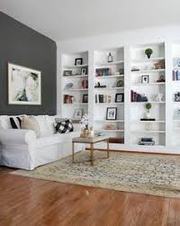How To Build Diy Built In Bookcases From Ikea Billy Bookshelves Avec Images Idee Deco Salon Deco Maison Bibliotheque Ikea