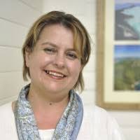 100+ "Hawes" profiles