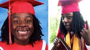 Student Who Took 21 Ap Courses Becomes The First Black Male Valedictorian  At His High School