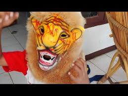 Reog ponorogo terus berkibar hingga sekarang, bahkan sejumlah pengembangan bentuk dalam pengarapan kesenian ini banyak dilakukan. Topeng Singa Youtube