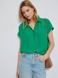 Trouvez le style qui vous plaît avec la collection la halle de chemisiers, blouses et tuniques vert pour femme à bas prix. Chemise Femme Vert Chemisier Femme Chemise Liberty Femme Cyrillus