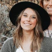 Abbie Laughlin's Instagram, Twitter & Facebook