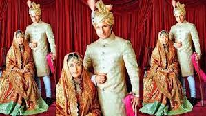 Kareena Kapoor Dua Tahun Menikah Ada Apa Saja Di Hidup Kareena Kapoor Saif Akrab Dengan Anak Tiri Kapanlagi Com