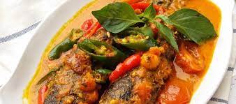 Mangut lele sendiri memiliki rasa yang sangat khas, dengan kuah santan dan bumbu rerempahan yang khas yang menjadikan rasa masakan resep. Resep Mangut Lele Bumbu Kuning Archives Mesin Parut Kelapa