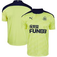 Der newcastle united football club (auch bekannt als the magpies und the toon) ist ein englischer fußballverein aus newcastle upon tyne im nordosten des landes. Newcastle United F C Trikots Newcastle United Kit Newcastle United F C Uniformen Fanatics International