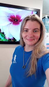 Lacey Dyer's Instagram, Twitter & Facebook