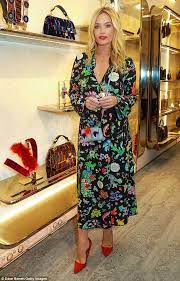 Pin By Paula Scully On More Issues Than Vogue Celebrity Inspired Outfits Laura Whitmore Frocks