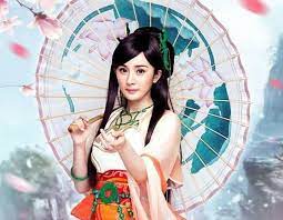 杨幂古装游戏造型已经够美了 看到郑爽 网友 一山更比一山高 wonder woman superhero character