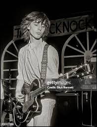 Steve New of the Rich Kids performing