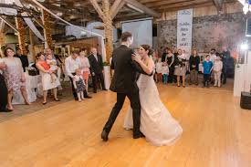 Târgurile de crăciun din germania, feerie coborâtă în stradă. Kissweddings Jacqueline Und Thomas Heiraten Auf Schloss Guteneck Hochzeitsfotograf Schwandorf