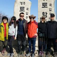 Copyright by donga.com all rights reserved. ì •ì¸ì´ ì–'ë¶€ëª¨ì™€ í• ì•„ë²„ì§€ í• ë¨¸ë‹ˆ ì´ì•¼ê¸°