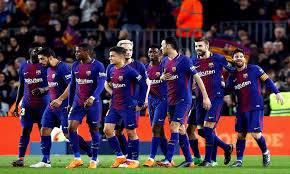 الدوري الإسباني الدرجة الأولى أو لا ليغا (بالإسبانية: Ø§Ù„Ø¯ÙˆØ±ÙŠ Ø§Ù„Ø§Ø³Ø¨Ø§Ù†ÙŠ ÙƒØ£Ø³ ÙˆÙ‚Ù…ÙŠØµ Ø®Ø§ØµÙŠÙ† ÙŠÙ†ØªØ¸Ø±Ø§Ù† ØªØªÙˆÙŠØ¬ Ø¨Ø±Ø´Ù„ÙˆÙ†Ø© Ø¨Ø§Ù„Ù„Ù‚Ø¨