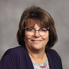 Ramona Pace's Instagram, Twitter & Facebook