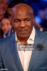 925 Robert Tyson Photos & High Res Pictures