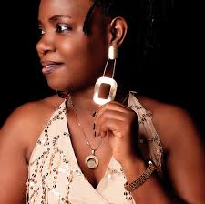 Abaana balina talenti E'Uganda. Ono guy yayimba oluyimba Masuuka katoono  asinge nanyiini Lydia Jazmine