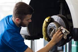 Abgefahrene bremsbeläge können auch bei fast neuen bremsscheiben zu einer. Bremsbelage Erneuern Bremsscheiben Wechseln Bremsen Kontrollieren