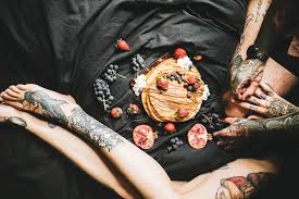 If you are single you could decor the bedroom. Valentine S Day Bucket List 35 Romantic Ideas And Cute Things To Do