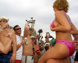 Spring break island 2021 im noa beach club! Girls Go Wild At South Padre Island S Spring Break Party Daily Star