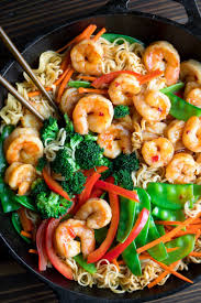 It's made of noodles, vegetables, protein such as chicken, shrimp, beef or pork. Shrimp Stir Fry With Ramen Noodles Peas And Crayons
