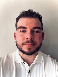 Barcelona star messages Leeds United striker Mateo Joseph