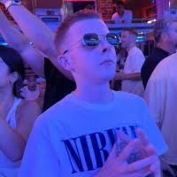 20+ "Benjamin Aubrey" profiles