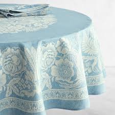 Several years ago a table, round nightstands and the table looked furniture apestadas. Vintage Floral Jacquard Round Tablecloth 70 Williams Sonoma