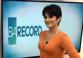 Histórias de corpo e alma. Jornalista E Demitida Da Record E Dasabafa Nas Redes Sociais Bahia No Ar