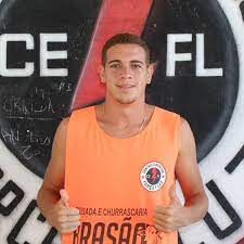 Na manhã deste sábado (01), morreu o jogador josé antonio reyes calderón, que foi revelado no sevilha e. Jogador De 23 Anos Morre Apos Sofrer Parada Cardiaca