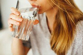 Tidur berkualitas selama 8 jam dapat menjaga berat badan tetap ideal. 5 Tips Menjaga Berat Badan Usai Lebaran Salah Satunya Minum Banyak Air Pikiran Rakyat Tasikmalaya
