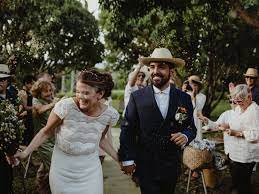 Un Mariage Vegetal Et Colore A La Reunion Photo Mariage Mariage Album Photo Mariage