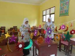 Ini 10 hadiah unik yang bisa kamu berikan untuk guru di hari guru nasional. Kanwil Kemenag Sumatera Selatan