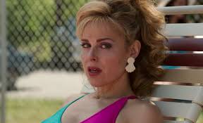 Mrs. Wheeler's Pool Outfit in Stranger Things 3 Proves She's Done With  Billy Hargrove