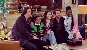 Icarly, miranda cosgrove, icarly 2021. Icarly Reboot To Premiere In June 2021