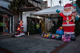 Check spelling or type a new query. Christmas 2019 In Venezuela How Caracas Celebrates The Holiday Bloomberg