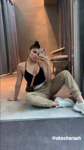 Here's what nadine lustre has been up to during the quarantine and why she's been writing more if you're a fan of nadine lustre, then you've probably been wondering what the actress has been doing. Nina On Twitter Day 7 Favorite Street Style Outfits Of Nadine Lustre Of Course Handsome Baby Cal Has To Be Included 19 Days To Nadine S 26th Roadtonadines26th Https T Co Deyf5xx9pm
