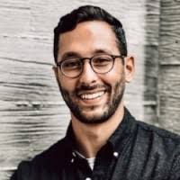 Andrew Brice's Instagram, Twitter & Facebook