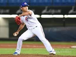 極速96 mph（時速155公里），17個出局數有8人次都是三振出局，江少慶複賽對墨西哥一役流露出旅美投手應有的霸氣。至於他今年在印地安人3a做了什麼投球型態的重要改變？昨天最絕殺的又是哪一球？ 標籤:江少慶, chiangshaoching, 中華隊, 世界12強棒球賽, 12強 ä¸–ç•Œ12å¼·å°ç£é¦–æˆ°äº¤æ‰‹æ³¢å¤šé»Žå„æ±Ÿå°'æ…¶å…ˆç™¼ é‹å‹• é‡é»žæ–°èž ä¸­å¤®ç¤¾cna
